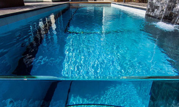 Ds® Acrylglas Plexiglas® Pools Swimming Pools Infinity Pool 1 762X456 1